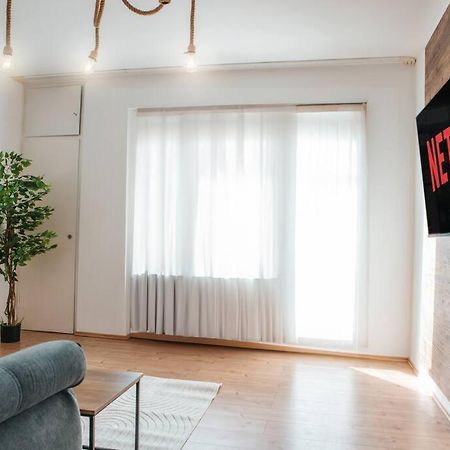 Bright & Grey - Netflix - City - Wifi - 4 Person Essen Dış mekan fotoğraf