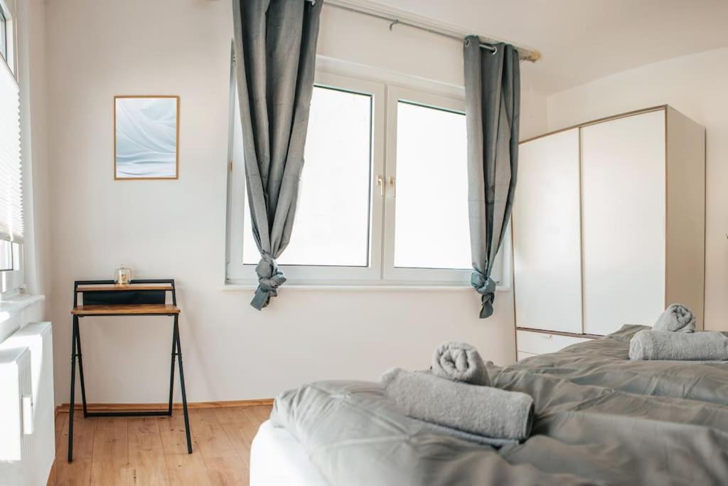 Bright & Grey - Netflix - City - Wifi - 4 Person Essen Dış mekan fotoğraf